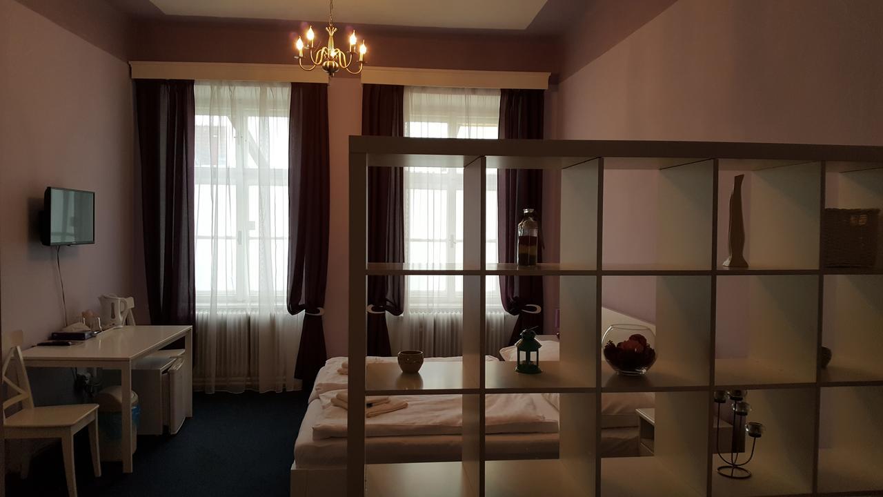 Penzion U Lucerny Hotel Jindřichŭv Hradec Kültér fotó