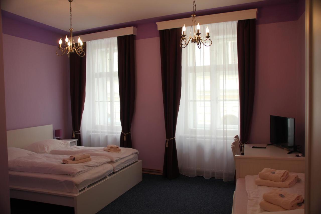 Penzion U Lucerny Hotel Jindřichŭv Hradec Kültér fotó